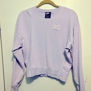 Women’s Nike sweatshirt